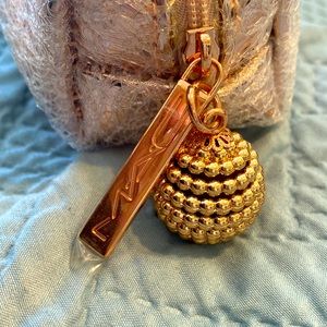 Mac cosmetics pencil/lipstick bag